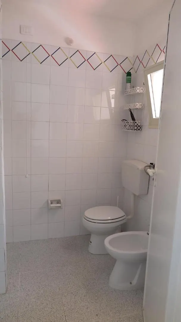 Cottage Sul Mare Устика 0*,  Италия